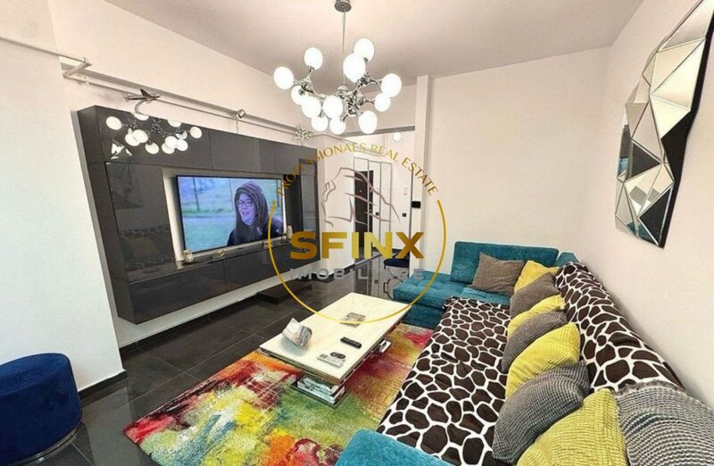 Decebal, de inchiriat apartament cu 2 camere si terasa.