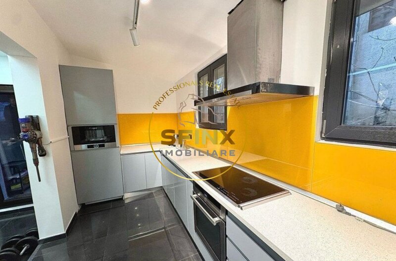 Decebal, de inchiriat apartament cu 2 camere si terasa.