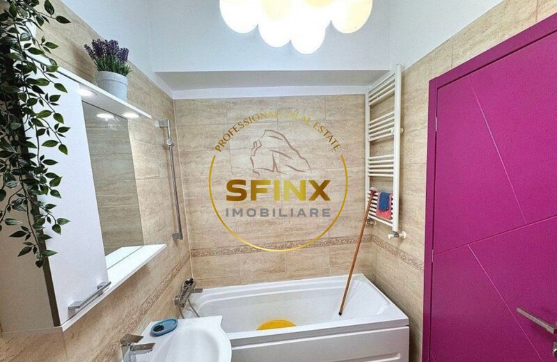 Decebal, de inchiriat apartament cu 2 camere si terasa.