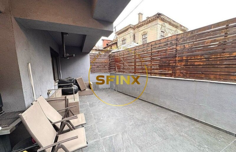 Decebal, de inchiriat apartament cu 2 camere si terasa.